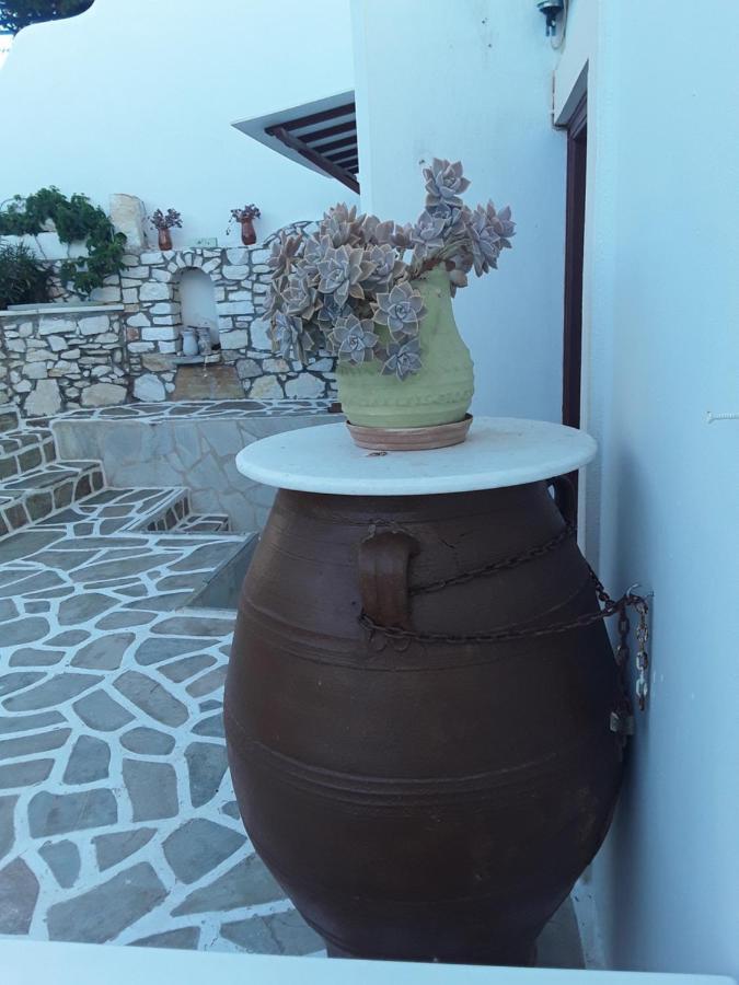 Sunset Studios And Apartments For Adults Over 21 Only Náousa Exterior foto