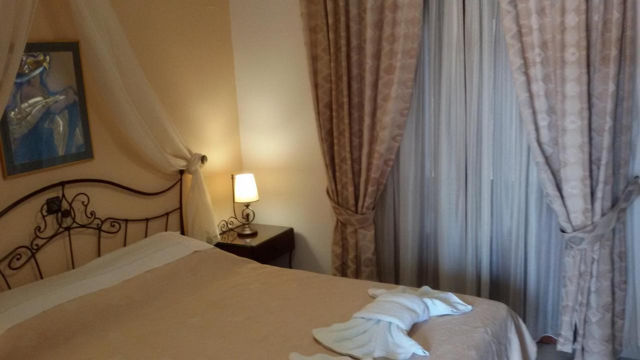 Sunset Studios And Apartments For Adults Over 21 Only Náousa Exterior foto